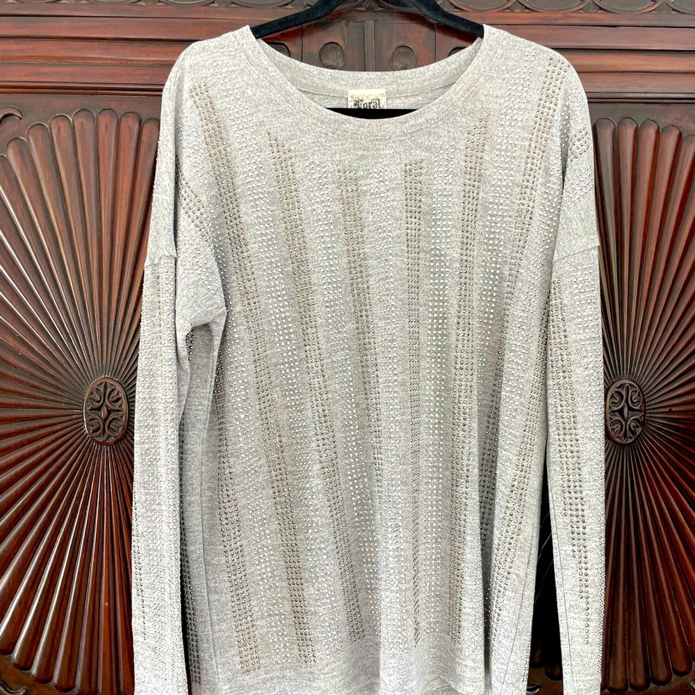 Sequined Gray Sweater by VOCAL